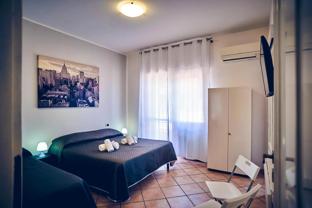 Travelershome 7Metri Guesthouse Ciampino Kültér fotó