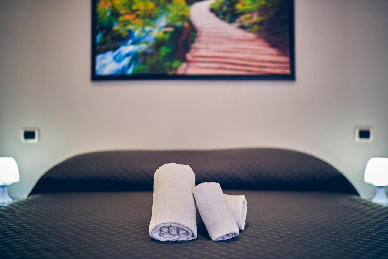 Travelershome 7Metri Guesthouse Ciampino Kültér fotó