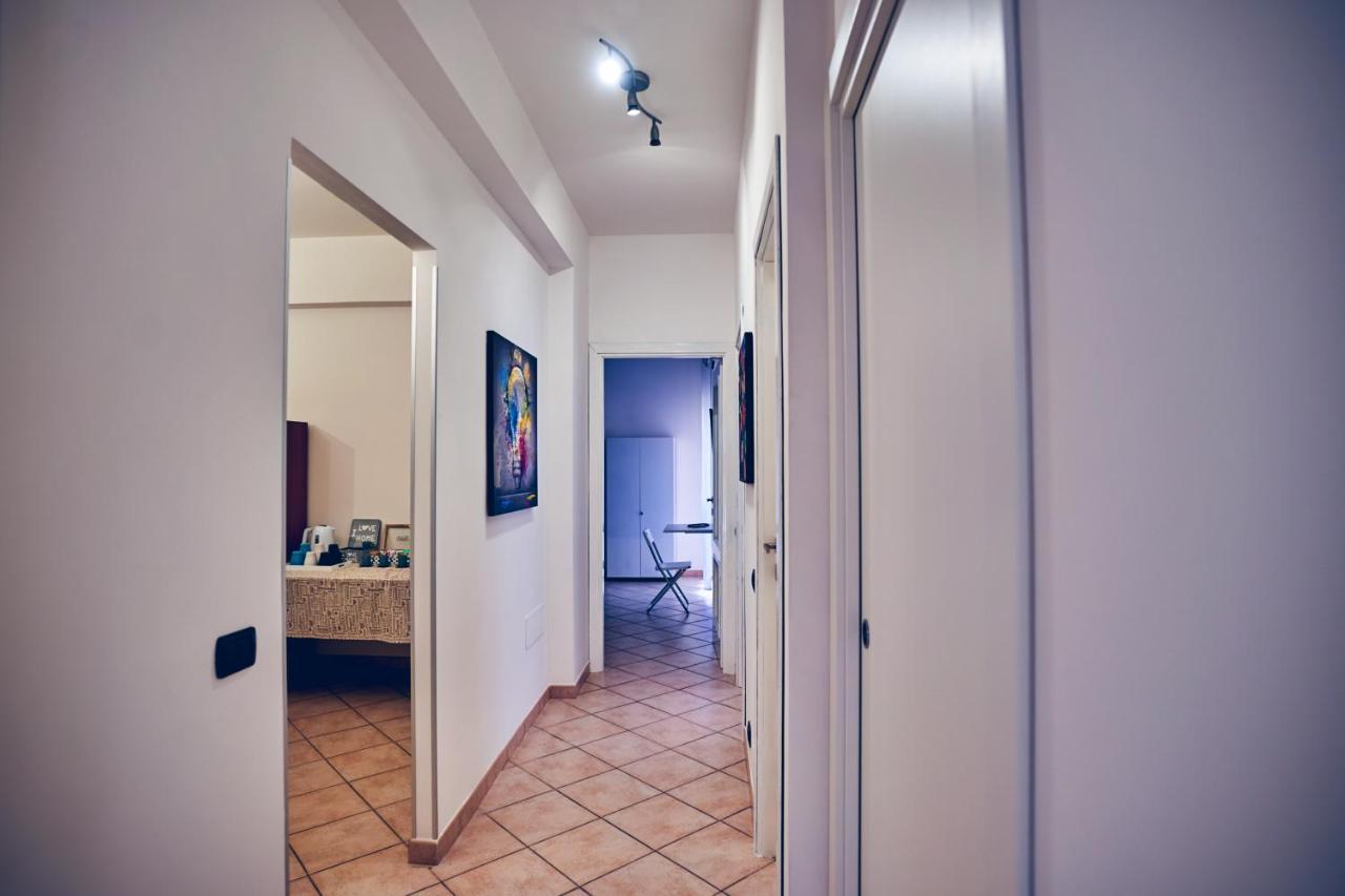 Travelershome 7Metri Guesthouse Ciampino Kültér fotó
