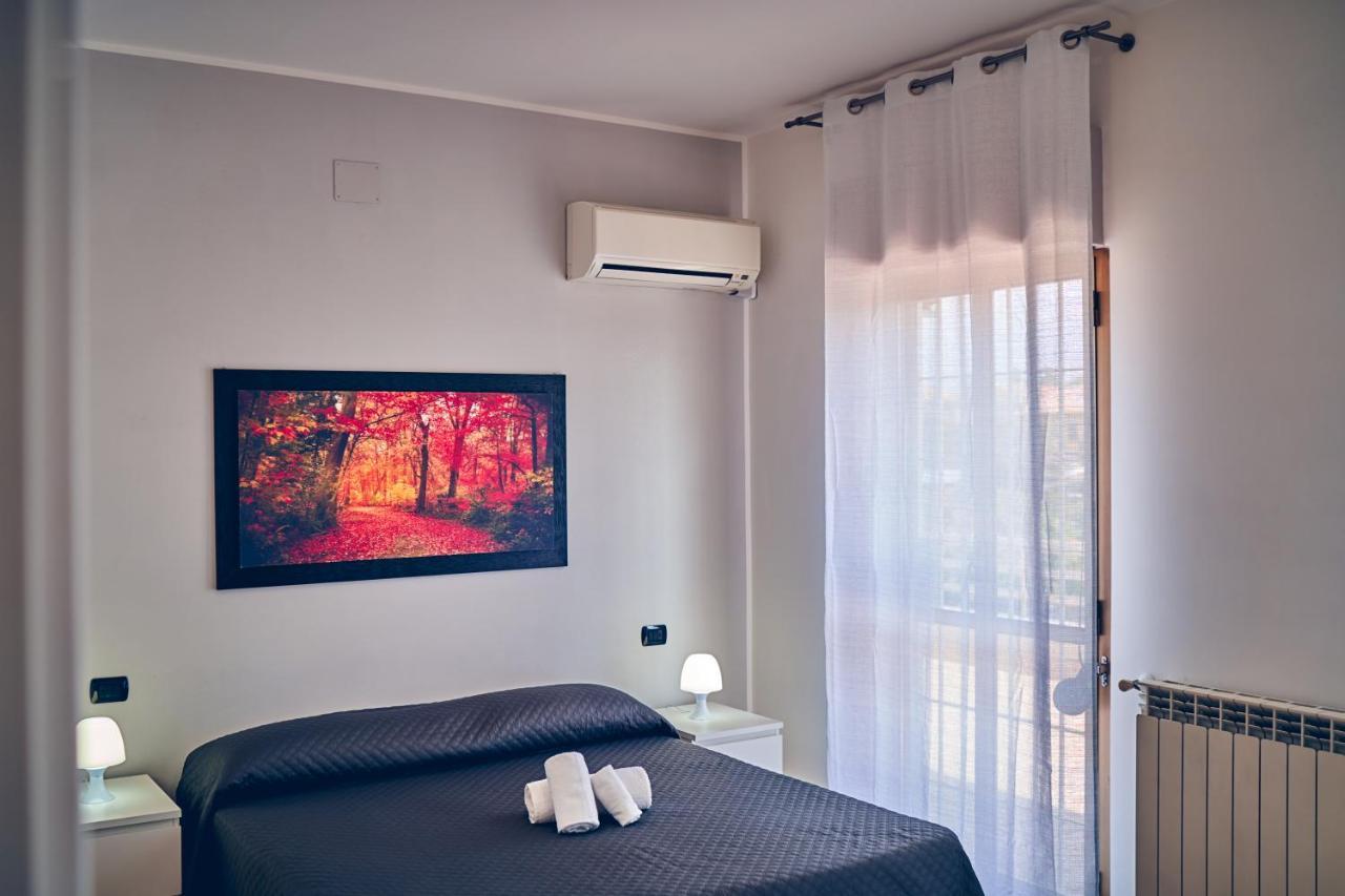 Travelershome 7Metri Guesthouse Ciampino Kültér fotó
