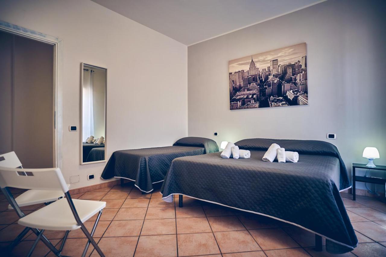 Travelershome 7Metri Guesthouse Ciampino Kültér fotó